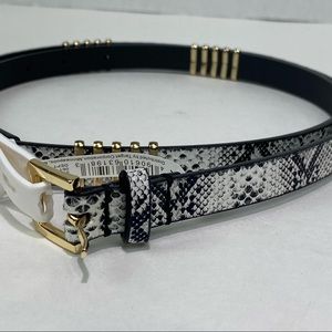 A new day Sz XL gray & black snake print belt NEW